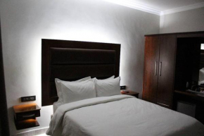 A pristine BB located in Belvedere Harare - 2006
